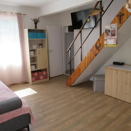 Halasz * Абрахамхедь